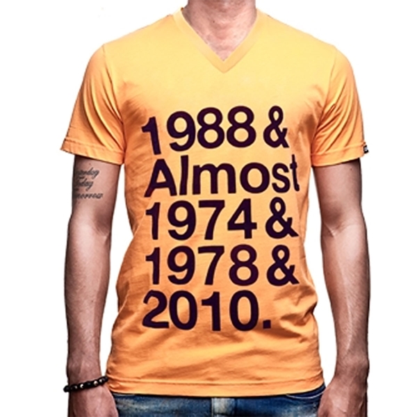 Image de Copa Football - T-shirt col en V Holland Almost - Orange